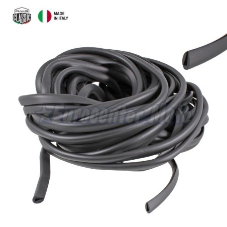 Goma bordón universal cúpulas y parabrisas. Negro. 1 metro