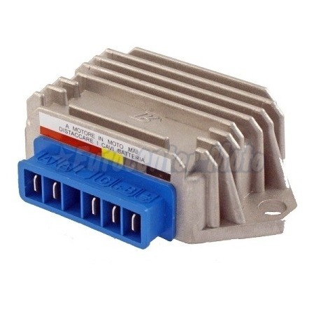 Regulador motores Piaggio 50 2T modelos antiguos y Vespa PX 125/150/200 Batería. 5 Terminales