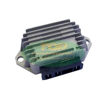 Regulador Vespa DN, IRIS, PKS, JUNIOR, XL, T5, TX y FL sin arranque eléctrico. 3 terminales