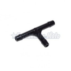 Racord repartidor triple universal. Diámetro 4/5mm