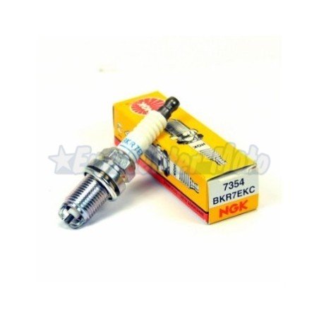 Bujía NGK BKR7EKC