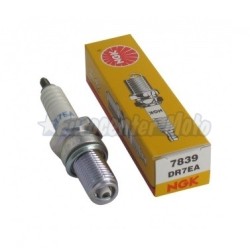 Bujía NGK DR7EA